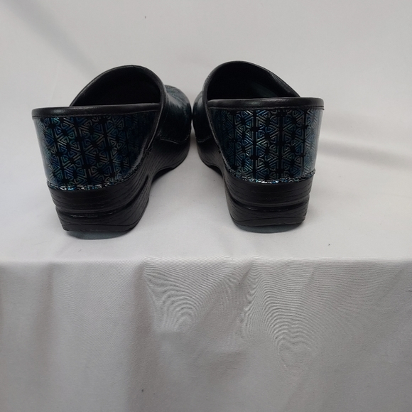 Dansko multicolor clog/shoes size 37 - Picture 4 of 6